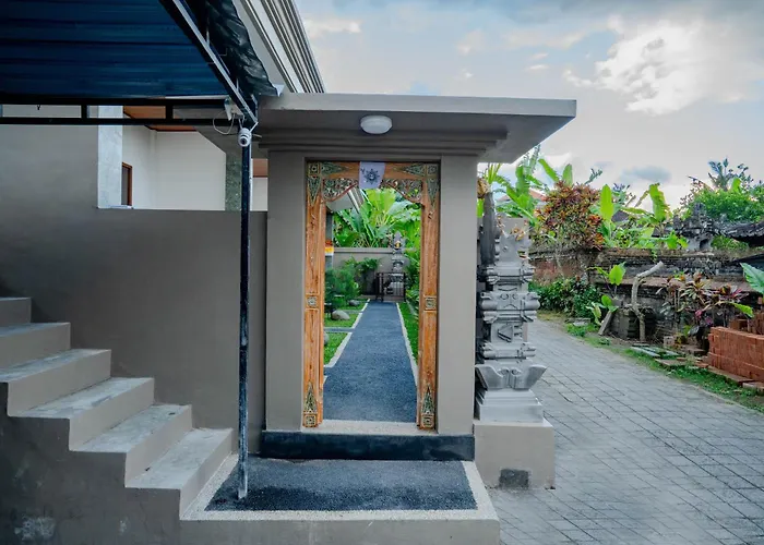 Flossie 4* Ubud